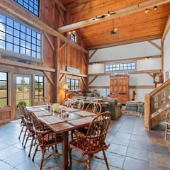Curry Barn