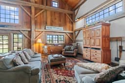 Curry Barn