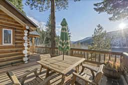Lemon Lake Log Cabin
