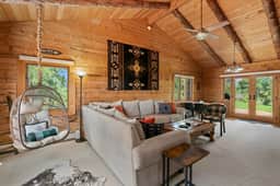 Knotty and Nice Log Cabin