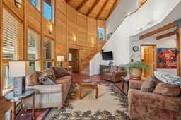 Hillside Haven - Image 3
