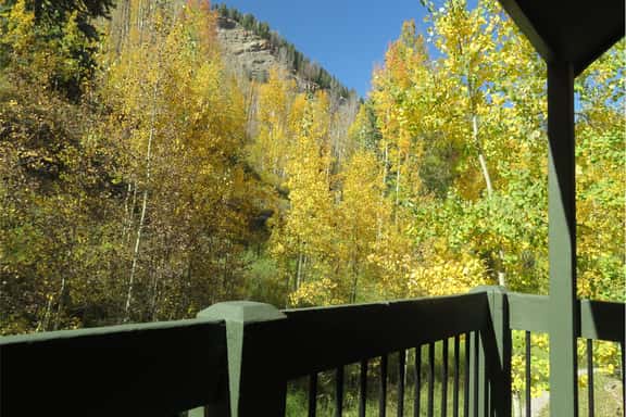 Rocky Mountain Hideaway - Image 1