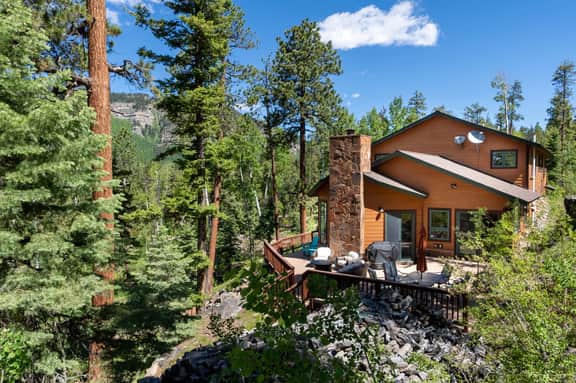 Lake Purgatory Family Lodge