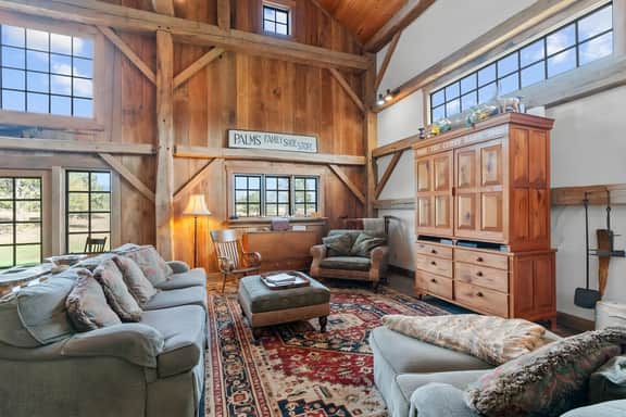 Curry Barn