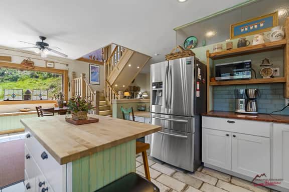 Hidden Valley Farmhaus Retreat - Image 4